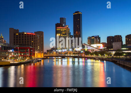 Quai sud skyline at dawn, Melbourne, Victoria, Australie Banque D'Images