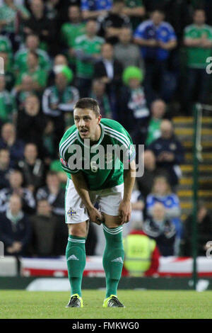 07 Sept 2015 - Euro 2016 Qualifications - Groupe F - Irlande du Nord 1 Hongrie 1. L'Irlande du Nord Chris Baird. Banque D'Images