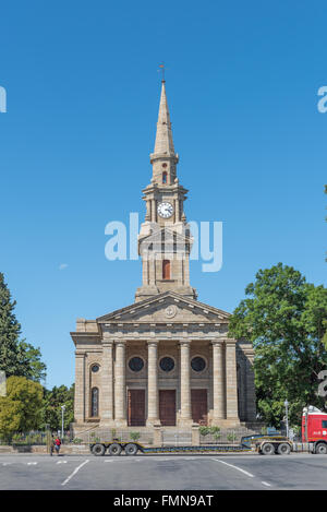 CRADOCK, AFRIQUE DU SUD - 16 février 2016 : l'Église Réformée hollandaise à Cradock a été construit en 1868. Cradock est une remorque de taille moyenne Banque D'Images