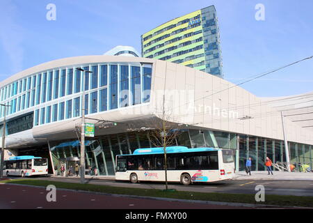 Nouvelle gare centrale de Arnhem aux Pays-Bas, conçu par le célèbre architecte hollandais Ben van Berkel (UNStudio) Banque D'Images