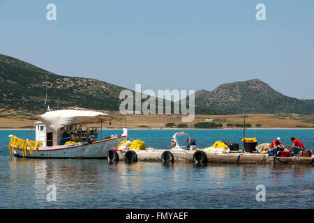 Spanien, Canaries, Antiparos, Agios Georgios, et Bootsanleger der Insel Despotiko Banque D'Images