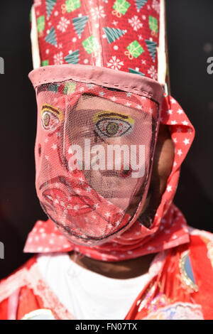 Piccadilly, Londres, Royaume-Uni. 13 mars 2016. La parade de la St Patrick à travers Londres Crédit : Matthieu Chattle/Alamy Live News Banque D'Images