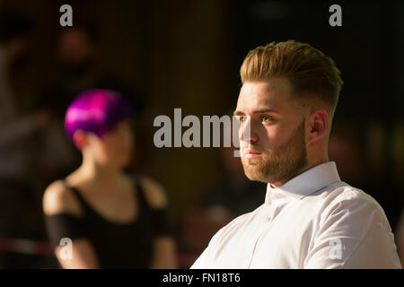 Blackpool 13 Mars, 2016. Concours Coiffure Wintergardens. Cheveux & Beauté SW est le nord ouest le plus ancien grand salon de coiffure et de manifestation, un lieu pour des concours organisés par la Fédération de cheveux National (N.H.F). La Fédération des coiffeurs est une industrie qui regroupe les propriétaires de salon de coiffure dans le Royaume-Uni. Credit : Mar Photographics/Alamy Live News. Banque D'Images