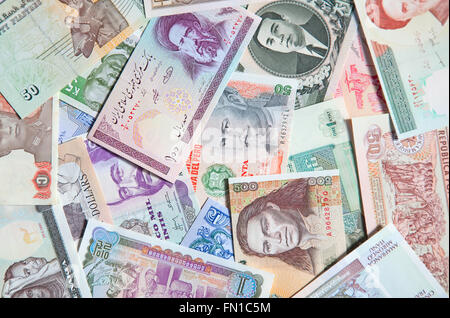 La variété des billets internationaux Banque D'Images