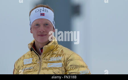 Holmenkollen, Oslo, Norvège. Mar 13, 2016. Championnats du monde de Biathlon IBU. Johannes Thingnes Boe de Norvège à la cérémonie de remise des médailles lors de l'IBU biathlon Championnats du monde. Credit : Action Plus Sport/Alamy Live News Banque D'Images