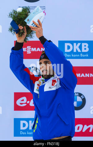 Holmenkollen, Oslo, Norvège. Mar 13, 2016. Championnats du monde de Biathlon IBU. Martin Fourcade de France (médaille d'argent) sur le podium remise de médaille aux Championnats du monde au cours de l'IBU biathlon. Credit : Action Plus Sport/Alamy Live News Banque D'Images