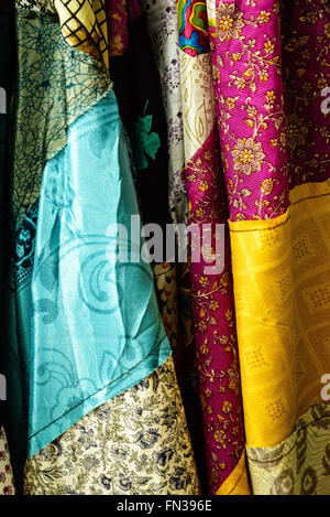 Robes Soleil tropical, Redcliffe Quay, St John's, Antigua Banque D'Images