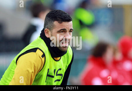 Udine, Italie. Mar 13, 2016. L'avant de l'Udinese, Antonio Di Natale a l'air au cours de la Serie A italienne match de football entre l'Udinese Calcio v AS Roma. La Serie A italienne match de football entre l'Udinese Calcio v AS Roma. Score final 1-2, buts pour les Roms par Dzeko et Florenzi, pour l'Udinese Fernandes. Credit : Andrea Spinelli/Pacific Press/Alamy Live News Banque D'Images