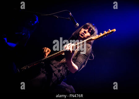 Milan, Italie 13 mars bo ningen en concert à Magazzini generali crédit : milan roberto finizio/ alamy live news Banque D'Images