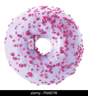 Beignet glacé violet isolé sur fond blanc. Banque D'Images