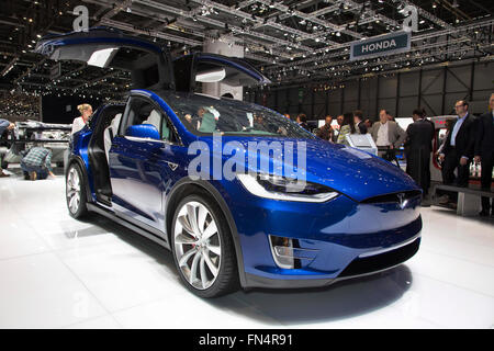 Tesla Model X voiture électrique au Salon de Genève 2016 Banque D'Images