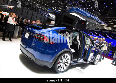 Tesla Model X voiture électrique au Salon de Genève 2016 Banque D'Images