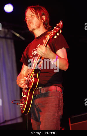 Elliott Smith se déroule au Glastonbury Festival 2000, Somerset, Angleterre, Royaume-Uni. Banque D'Images