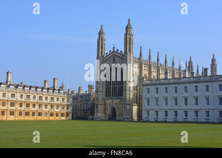 Clare College, King's College Chapel, Gibb's Building et l'arrière pelouse, King's College, Université de Cambridge, Angleterre Banque D'Images