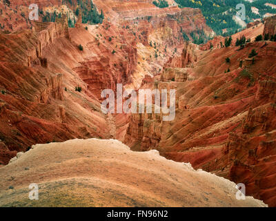 Canyon Lands dans Cedar Breaks National Monument (Utah) Banque D'Images