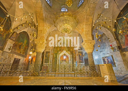 Jérusalem, Israël - 4 mars, 2015 : la chapelle orthodoxe de Sainte Hélène dans l'église de Saint Sépulcre. Banque D'Images