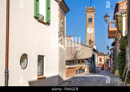 Santarcangelo di Romagna Rimini campanone Banque D'Images