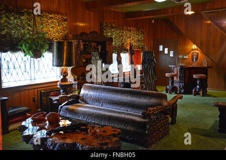 La jungle room à Graceland, Elvis Presley's home et maintenant un musée à Memphis, Tennessee. Banque D'Images