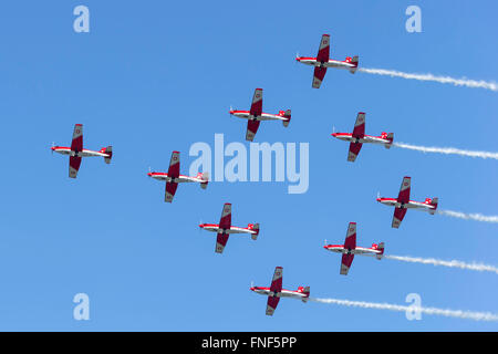 Pilatus PC-7 de l'aéronef traniner "PC-7 Team", une équipe de l'affichage de la formation de l'Air suisse (Schweizer Luftwaffe) Banque D'Images