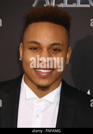 New York, USA. 14Th Mar, 2016. Singer ROTIMI assiste à la première mondiale de la série : 'divergentes Allegiant' tenue à l'AMC Loews Lincoln Square Theatre. Credit : Nancy/Kaszerman ZUMA Wire/Alamy Live News Banque D'Images