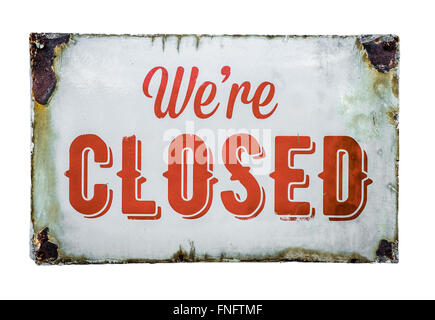 Vintage Rusty Metal blanc nous êtes Closed Sign Banque D'Images
