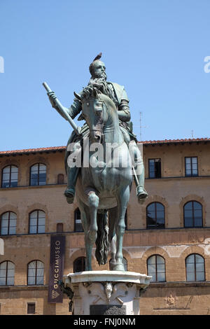 La statue de Cosme I de Médicis sur la Piazza della Signoria à Florence, Italie le 05 juin, 2015 Banque D'Images