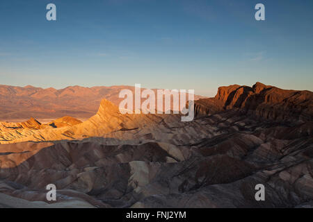 Zabriskie Point au lever du soleil, la Death Valley National Park, California, United States of America Banque D'Images