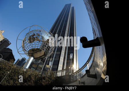 Vue de la Trump International Hotel and Tower est un immeuble de grande hauteur situé au 1 Central Park West, Manhattan. Banque D'Images