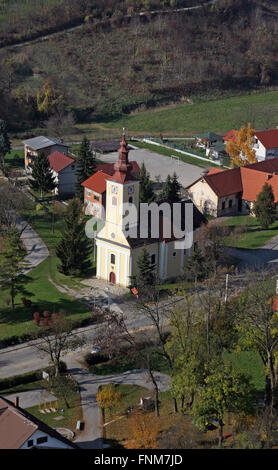 L'église paroissiale de Saint François-Xavier dans Vugrovec, la Croatie le 07 novembre, 2007 Banque D'Images