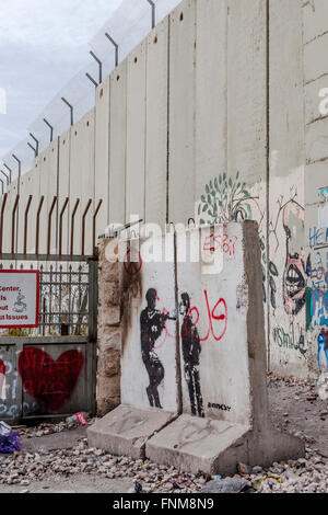 Graffitis sur les murs autour de Ramallah, Cisjordanie, Palestine Banque D'Images