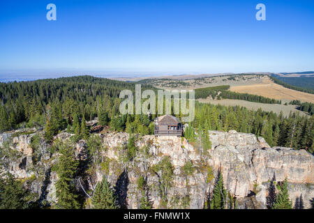 Vue aérienne de tours d'observation à High Park Lookout dans le Wyoming Banque D'Images