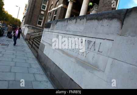 La plaque de l'Eastman Dental Institute, Gray's Inn Road, Londres. EDI, situé au University College London (UCL). Banque D'Images