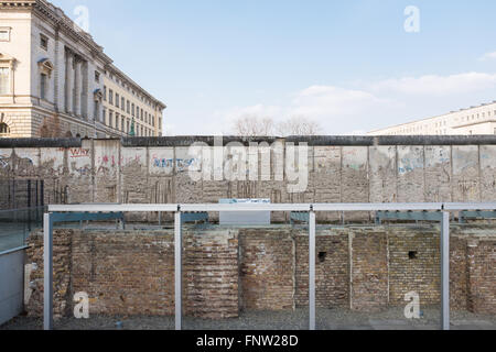 BERLIN, 09 mars : Mur de Berlin Monument à la Niederkirchnerstrasse et la topographie de la terreur à Berlin le 09 mars 2016. Banque D'Images