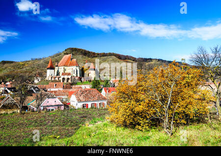 Biertan, Roumanie. L'un des plus importants villages Saxons avec églises fortifiées de Transylvanie. La Roumanie. Vue aérienne. Banque D'Images