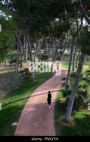 Le jogging dans le Jardin del Turia, Valencia Espagne Banque D'Images