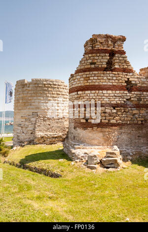 Vestiges des anciens remparts, NESSEBAR, Bulgarie Banque D'Images