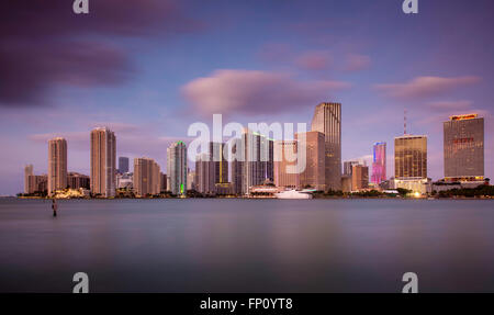 Aube sur la ville de Miami, Miami, Floride, USA Banque D'Images