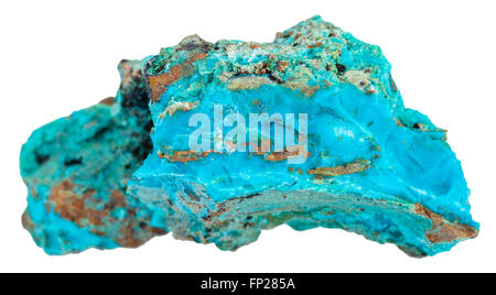 La prise de vue macro du spécimen de roche naturelle - morceau de pierre gemme bleue Chrysocolle minéral en grès cupriferous isolated on white Banque D'Images