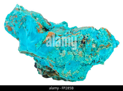 La prise de vue macro du spécimen de roche naturelle - bleu Chrysocolle minéral gem stone en grès cupriferous isolated on white backgrou Banque D'Images