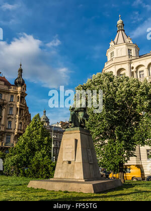 Statue d'Alois Jirasek à Jiraskovo namesti la place Jirasek Nove Mesto, la nouvelle ville Prague Banque D'Images