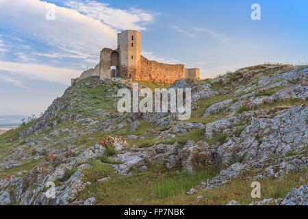 Ruines de la forteresse antique. Enisala, Roumanie Banque D'Images