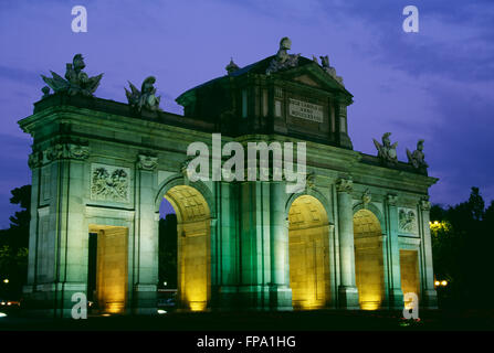 Puerta de Alcala, Madrid, Espagne Banque D'Images