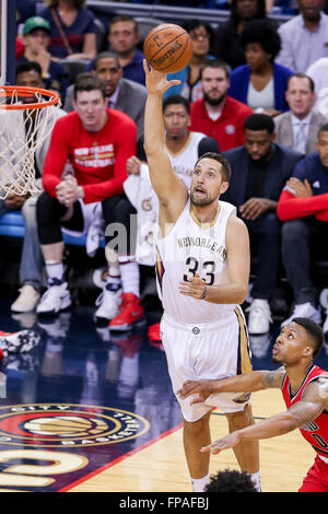 New Orleans, LA, USA. 18 Mar, 2016. New Orleans Pelicans avant Ryan Anderson (33) au cours d'un match de basket-ball de NBA entre les Portland Trail Blazers et les New Orleans Pelicans au Roi Smoothie Center de New Orleans, LA. Stephen Lew/CSM/Alamy Live News Banque D'Images