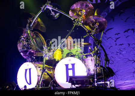 Milan Italie. 18 mars 2016. Le groupe de rock anglais Uriah Heep effectue sur scène à Fabrique pendant la tournée 2016 'Outsider' Credit : Rodolfo Sassano/Alamy Live News Banque D'Images