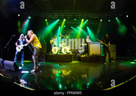 Milan Italie. 18 mars 2016. Le groupe de rock anglais Uriah Heep effectue sur scène à Fabrique pendant la tournée 2016 'Outsider' Credit : Rodolfo Sassano/Alamy Live News Banque D'Images