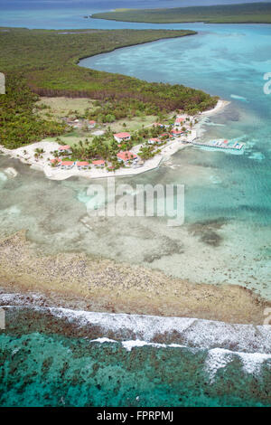 Géographie et voyages, l'Amérique centrale, le Belize, Turneffe Atoll, vue aérienne, Turneffe Appartements Resort, île dans l'atoll de Turneffe, un Banque D'Images