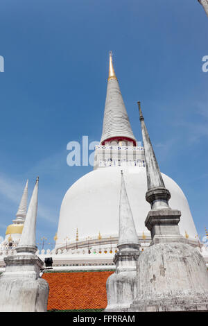 Chedi principal de Wat Phra Mahathat Woramahawihan, Nakhon Si Thammarat Banque D'Images