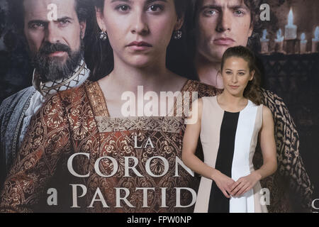 'La Corona Partida" à une séance de cinéma Verdi comprend : Irene Escolar Où : Madrid, Espagne Quand : 16 Feb 2016 Banque D'Images