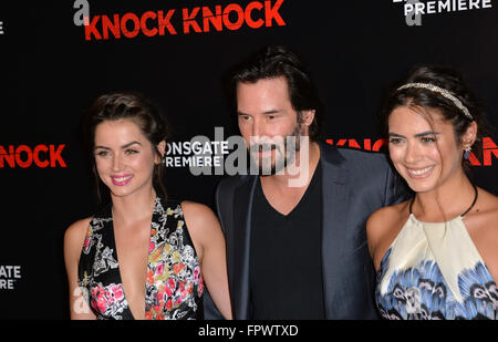 Photo: Ana de Armas, Keanu Reeves and Lorenza Izzo attend the Knock Knock  premiere in Los Angeles - LAP2015100724 