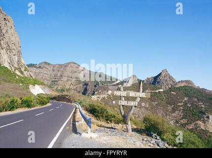 Route vers le Parc National de Garajonay. L'île de La Gomera, Îles Canaries, Espagne. Banque D'Images